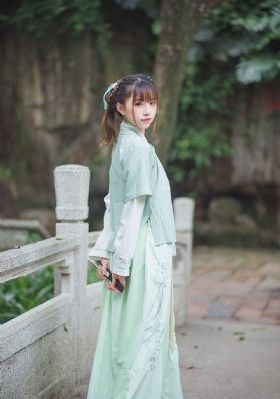 挖掘机