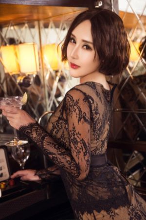 六月之夜